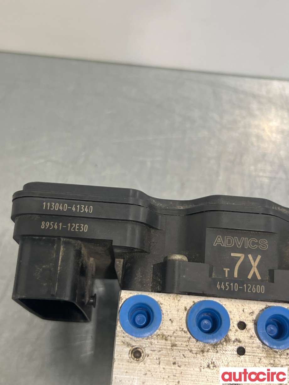 ABS sentral til Toyota Corolla 2019-->> (TOYOTA|4405012E70|113040-41340|44510-12600)