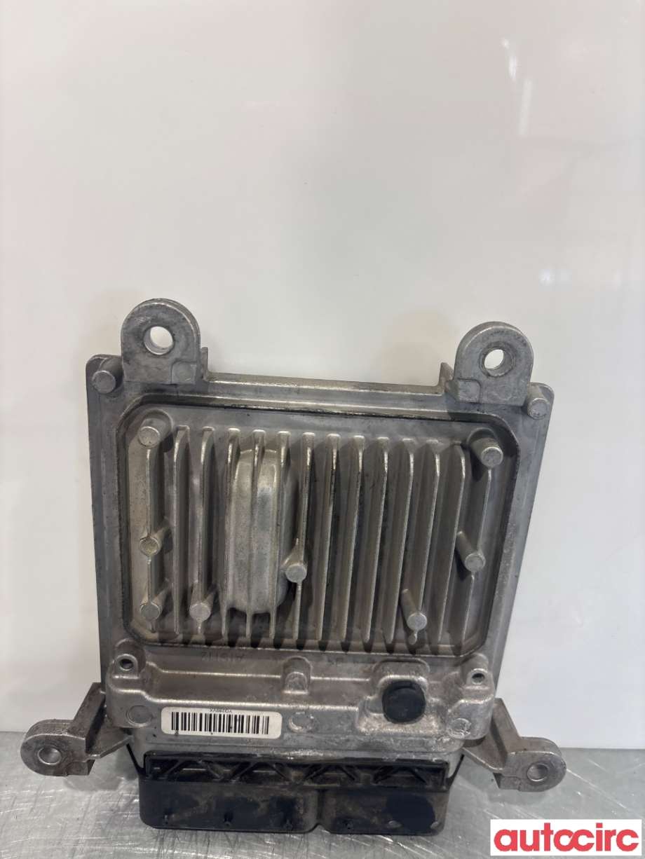 Styreenhet motor til Mercedes C-Klasse 2011-2014 (Fase 2) (W204) (W204) (MERCEDES|A6519007401|28381036)