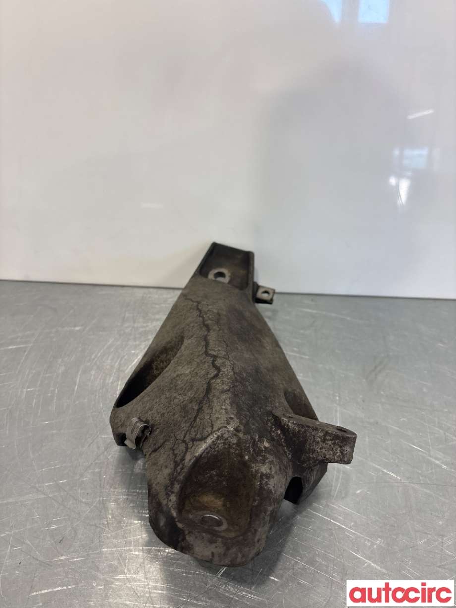 Motorfeste til BMW X5, 2007-2013 (E70) (E70) (BMW|22116787489)