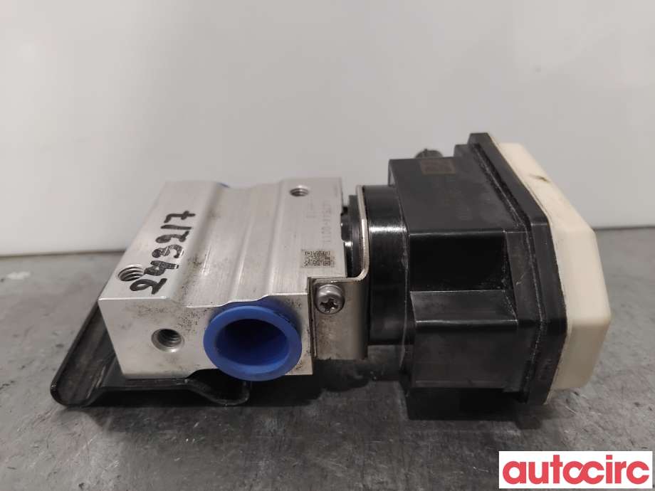 Diverse deler til Toyota bZ4X 2022-->>  (TOYOTA|8851542151|447520-0770|)