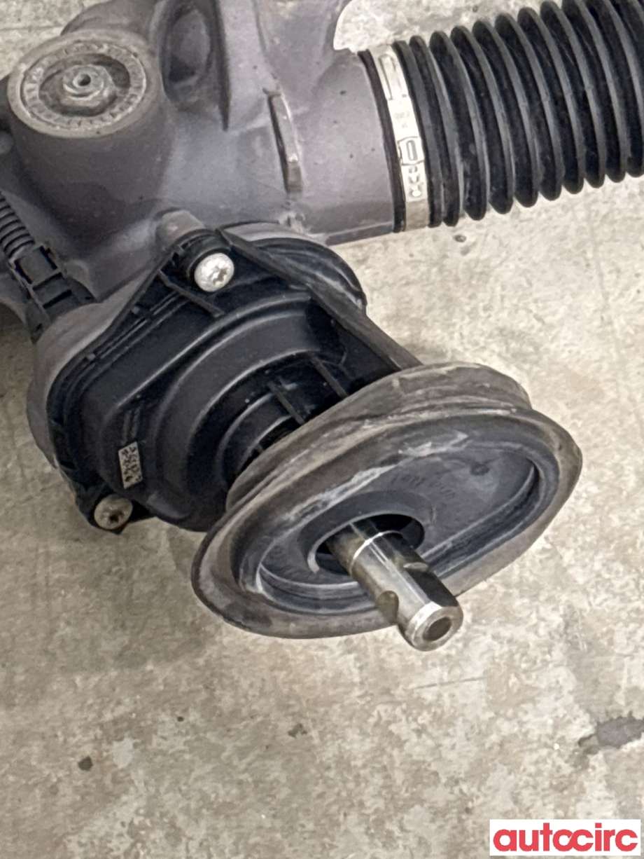 Tannstang elektrisk til VW Passat 2015-2019 (Fase 1) (B8) (B8) (VOLKSWAGEN|5Q1423062K|)