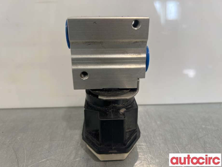 Diverse deler til Toyota bZ4X 2022-->>  (TOYOTA|8851542140||447520-0373)