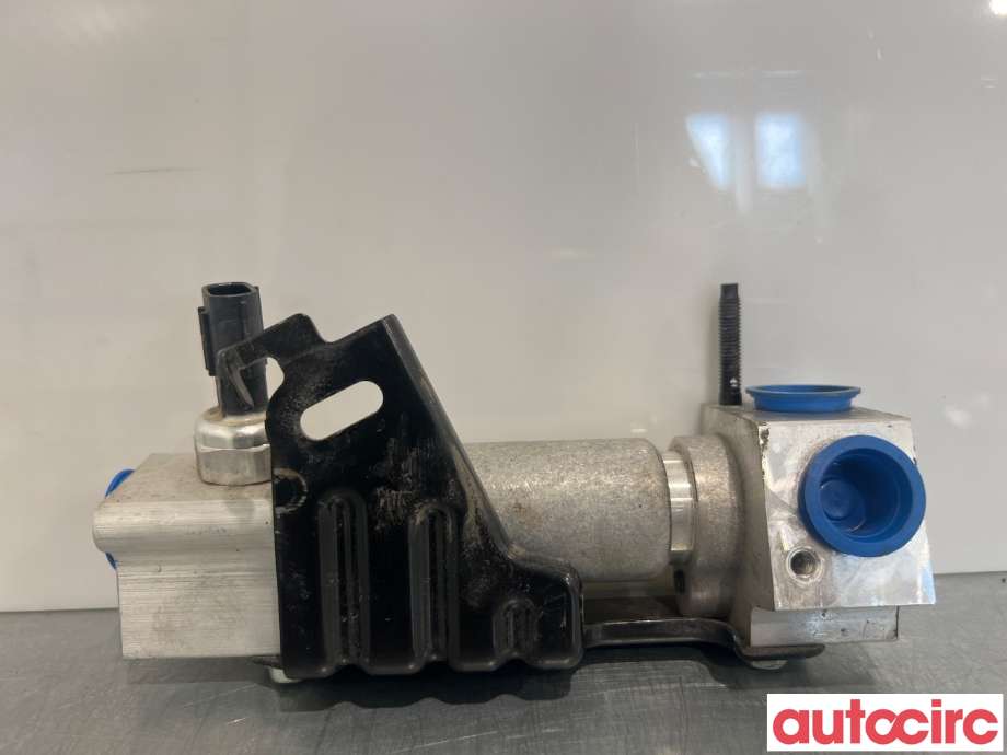 Diverse deler til Toyota bZ4X 2022-->>  (TOYOTA|8850342020||443250-1140)