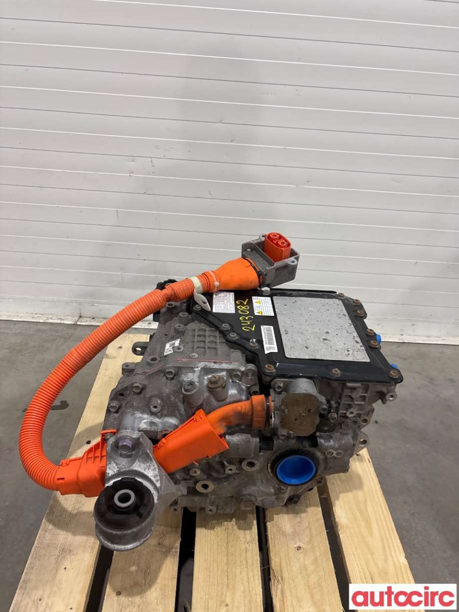 Motor elbil bak til Toyota bZ4X 2022-->>  (TOYOTA|3061042031|)