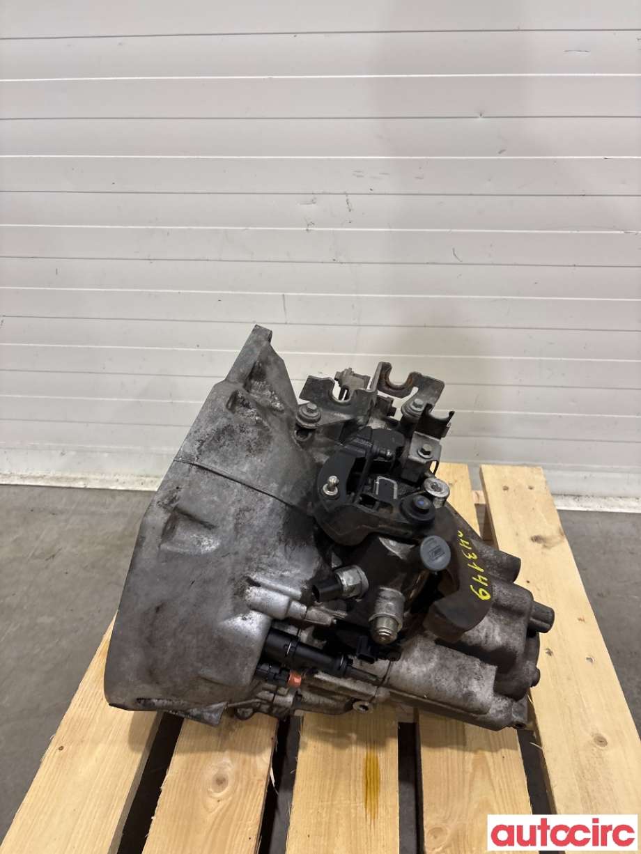 Girkasse manuell 6-trinn til Ford Focus 2014-2018 (Type III, Fase 2) (FORD|2255924|CV6R-7002-PG)