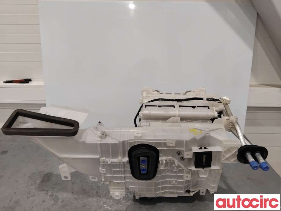 Diverse deler til Toyota bZ4X 2022-->> (TOYOTA|8705042C30|443400-9236|87010-42GF50)