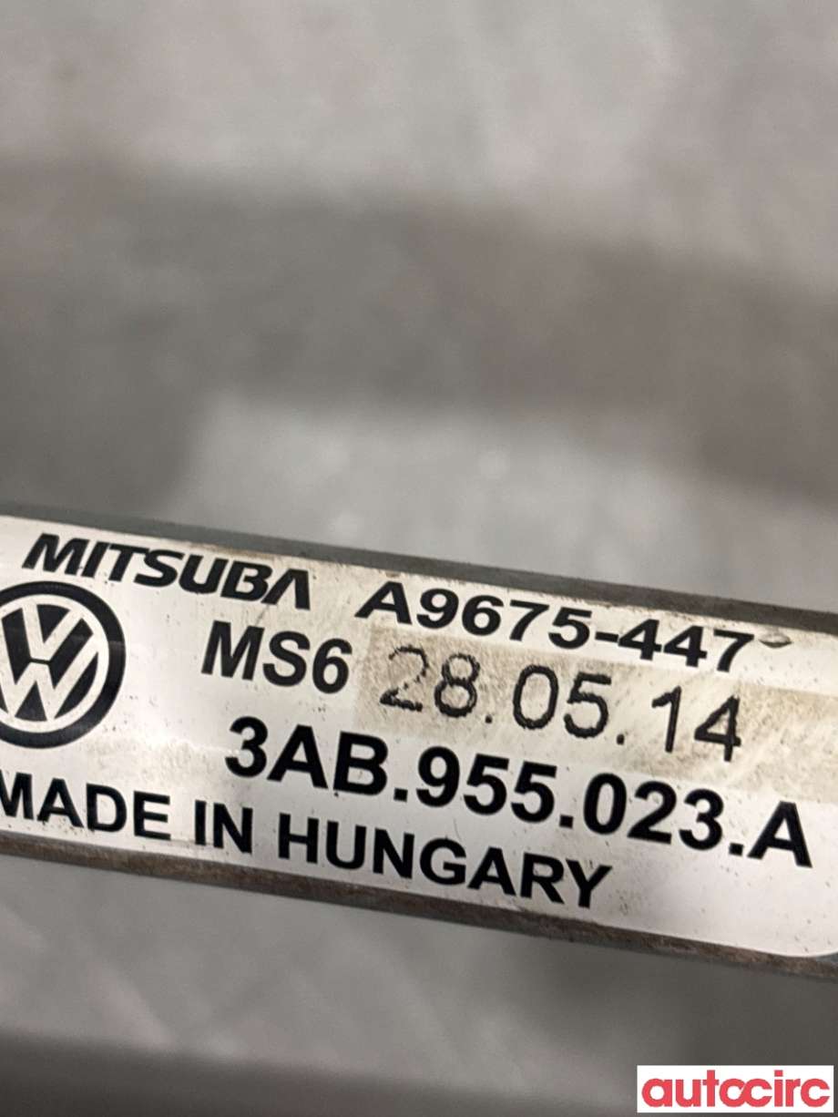 Viskermotor frontrute til VW Passat 2011-2015 (B7) (B7) (VOLKSWAGEN|3AB955023A|)