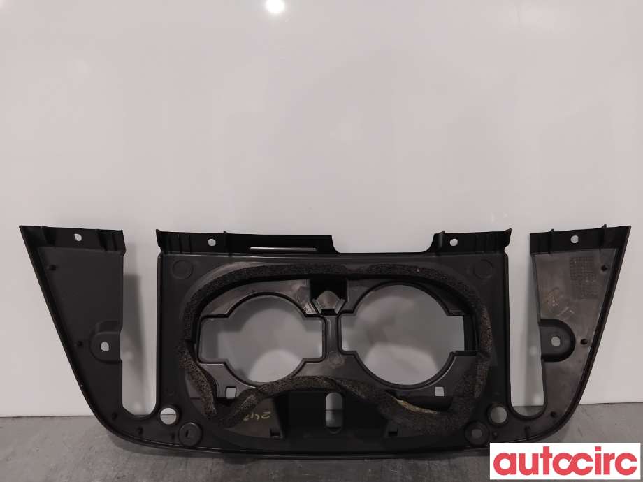 Batterilader inntak/luke til Nissan Leaf 2018-->> (Type II)  (NISSAN|657305SH0B||657305SH0A)