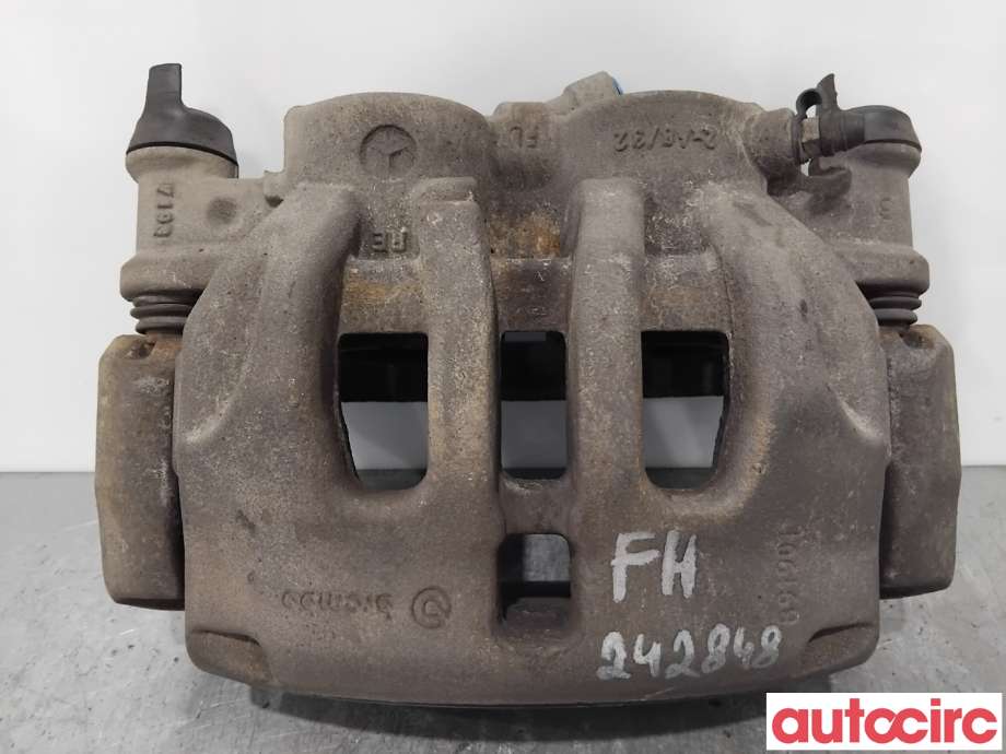 Bremsecaliper høyre foran til Mercedes Vito, 2014-->> (W447) (W447) (MERCEDES|A4474208700)