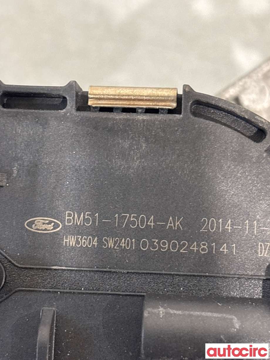 Viskermotor frontrute til Ford Focus 2014-2018 (Type III, Fase 2)  (FORD|2135607||BM51-17504-AK)