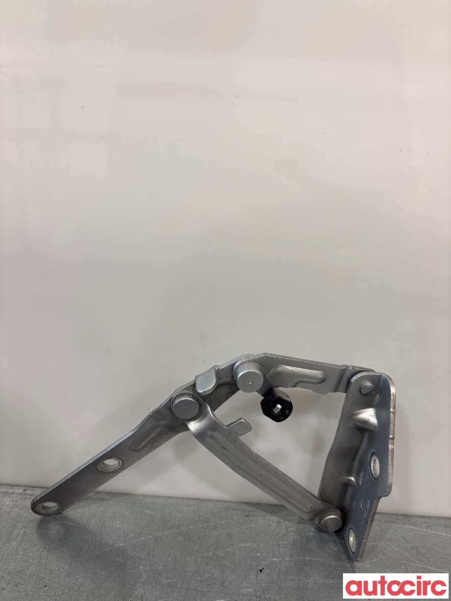 Panserhengsler til VW Transporter / Caravelle 2015-2019 (T6) (T6) (VOLKSWAGEN|7E0823302A|)