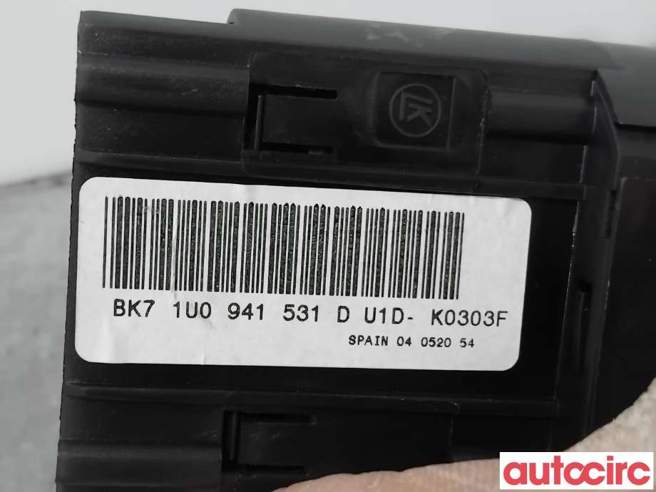 Bryter lys til Škoda Fabia 2010-2014 (Type II, Fase 2)  (SKODA|1U0941531D|)