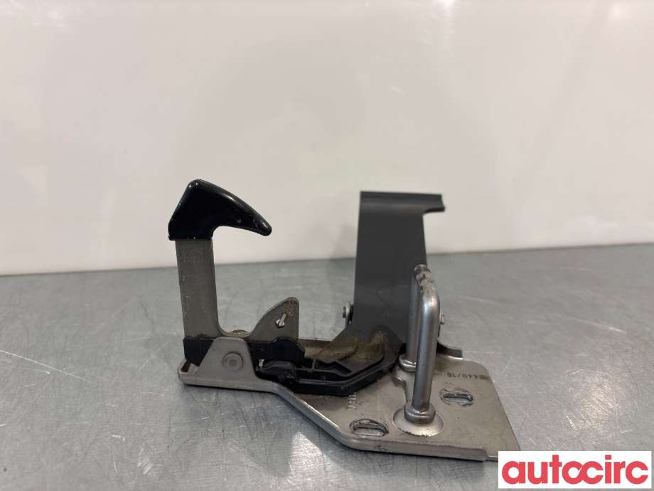 Diverse deler til VW Transporter / Caravelle 2019-->> (T6.1) (T6.1) (VOLKSWAGEN|7E0823480E|)