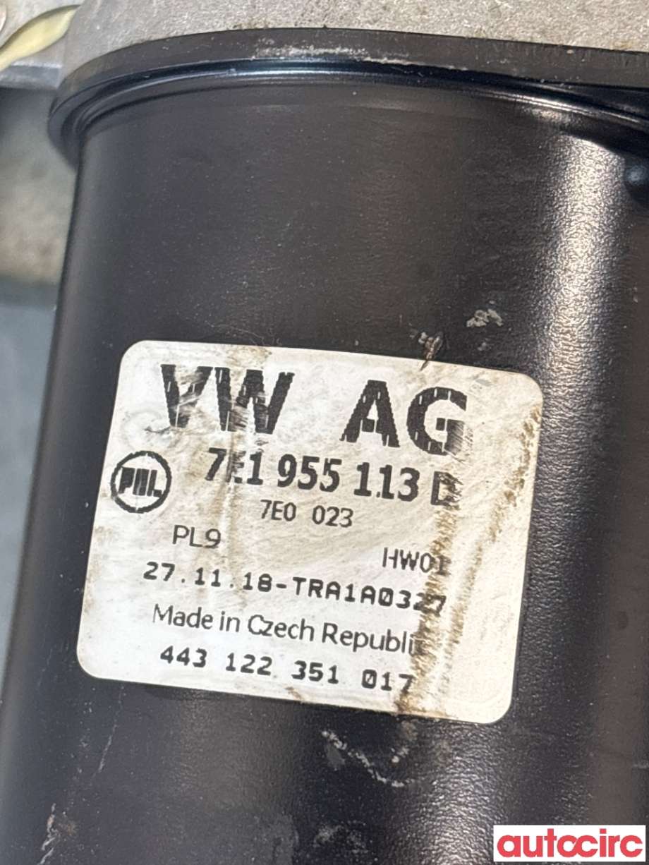 Viskermotor frontrute til VW Transporter / Caravelle 2019-->> (T6.1) (T6.1) (VOLKSWAGEN|7E1955113D|443122351017)