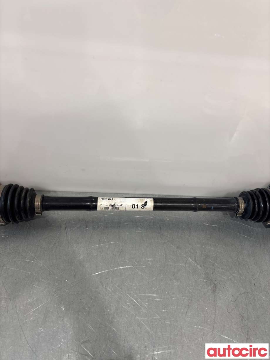 Drivaksel høyre bak til VW Transporter / Caravelle 2015-2019 (T6) (T6) (VOLKSWAGEN|7E0501202AX||7E0501202A)