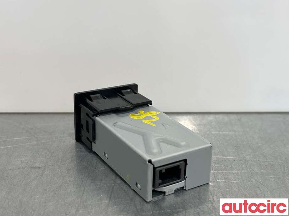 Diverse deler til Toyota bZ4X 2022-->>  (TOYOTA|8553260060|)
