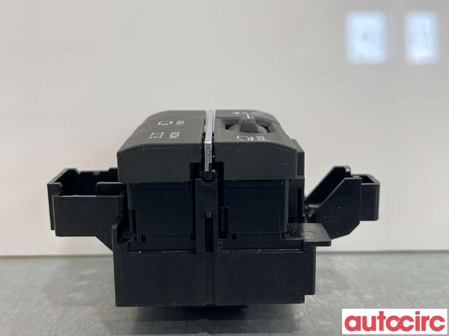Bryter diverse til Toyota bZ4X 2022-->>  (TOYOTA|8497042160|)