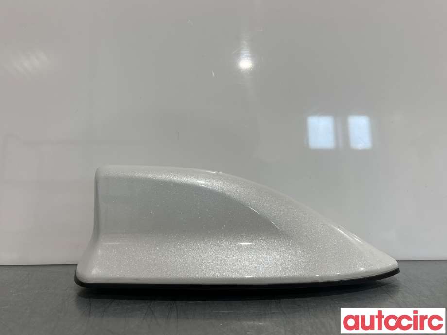 Antenne navigasjon til Toyota bZ4X 2022-->>  (TOYOTA|8676042040|)