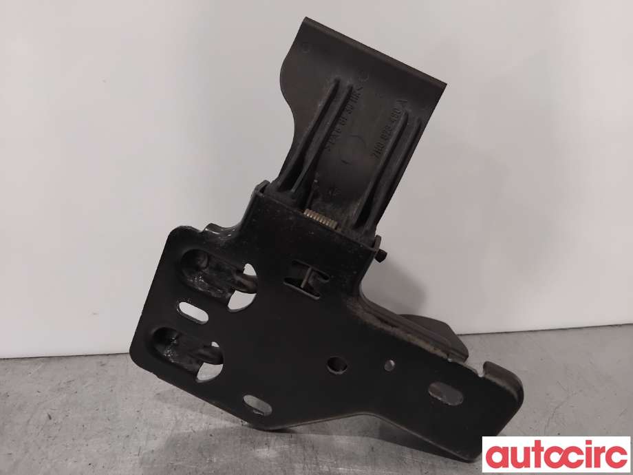 Diverse deler til VW Transporter / Caravelle 2003-2009 (Fase 1) (T5) (T5) (VOLKSWAGEN|7H0823480C|7H0823480A|7H0823480E)