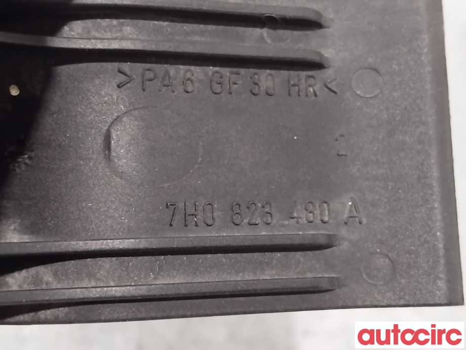 Diverse deler til VW Transporter / Caravelle 2003-2009 (Fase 1) (T5) (T5) (VOLKSWAGEN|7H0823480C|7H0823480A|7H0823480E)