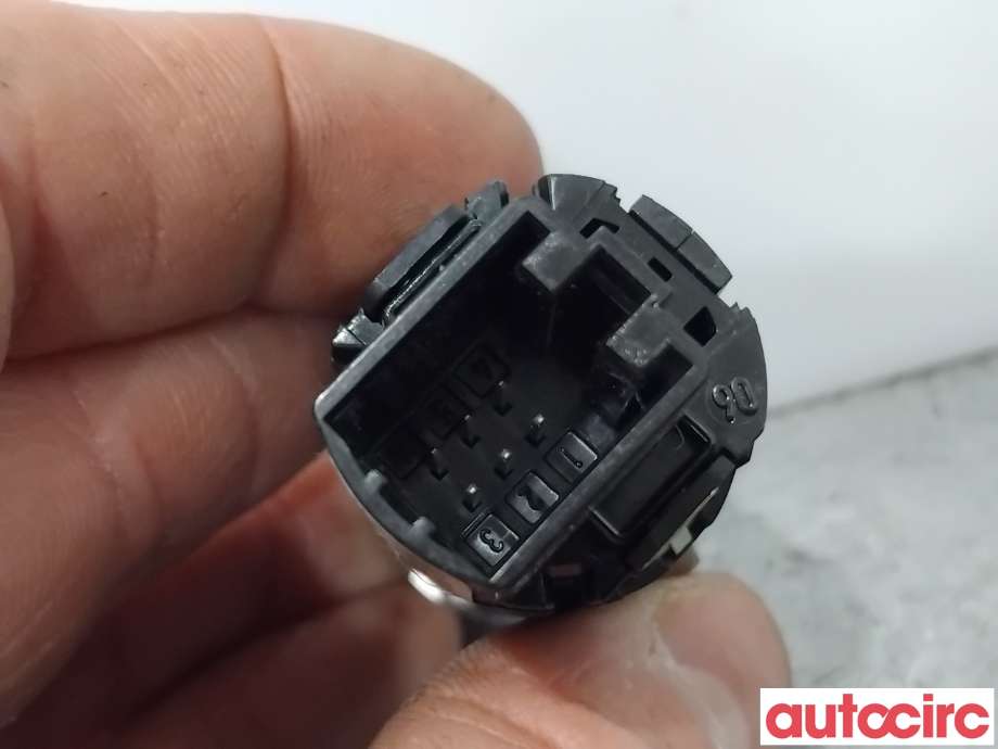 Bryter start/stopp til Audi A3 2016-2020 (Type III, Fase 2) (AUDI|8V0905217D|10135837)