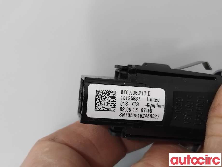 Bryter start/stopp til Audi A3 2016-2020 (Type III, Fase 2) (AUDI|8V0905217D|10135837)