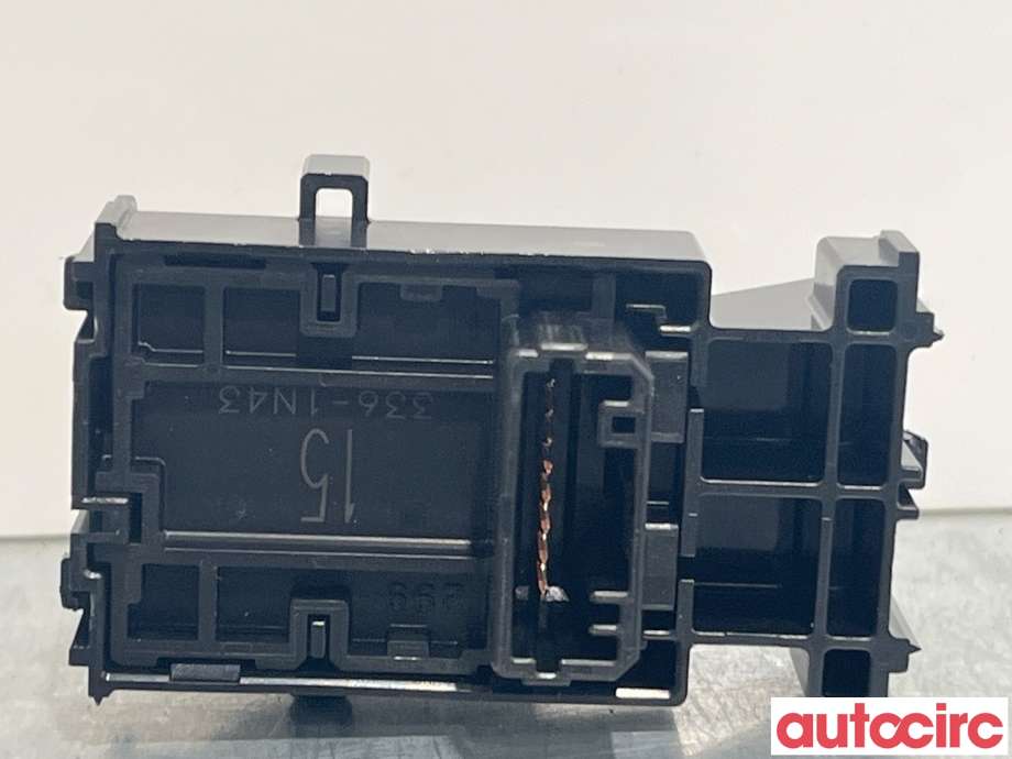 Bryter ruteheis til Toyota bZ4X 2022-->> (TOYOTA|8481012110|)