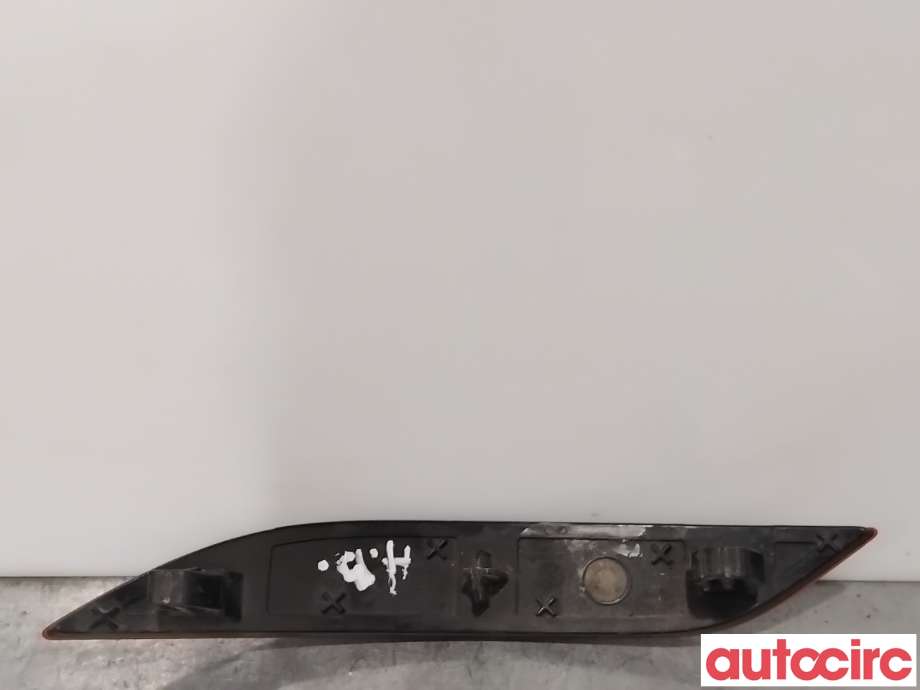 Refleksplate til Audi A3 2016-2020 (Type III, Fase 2) (AUDI|8V0945106|)