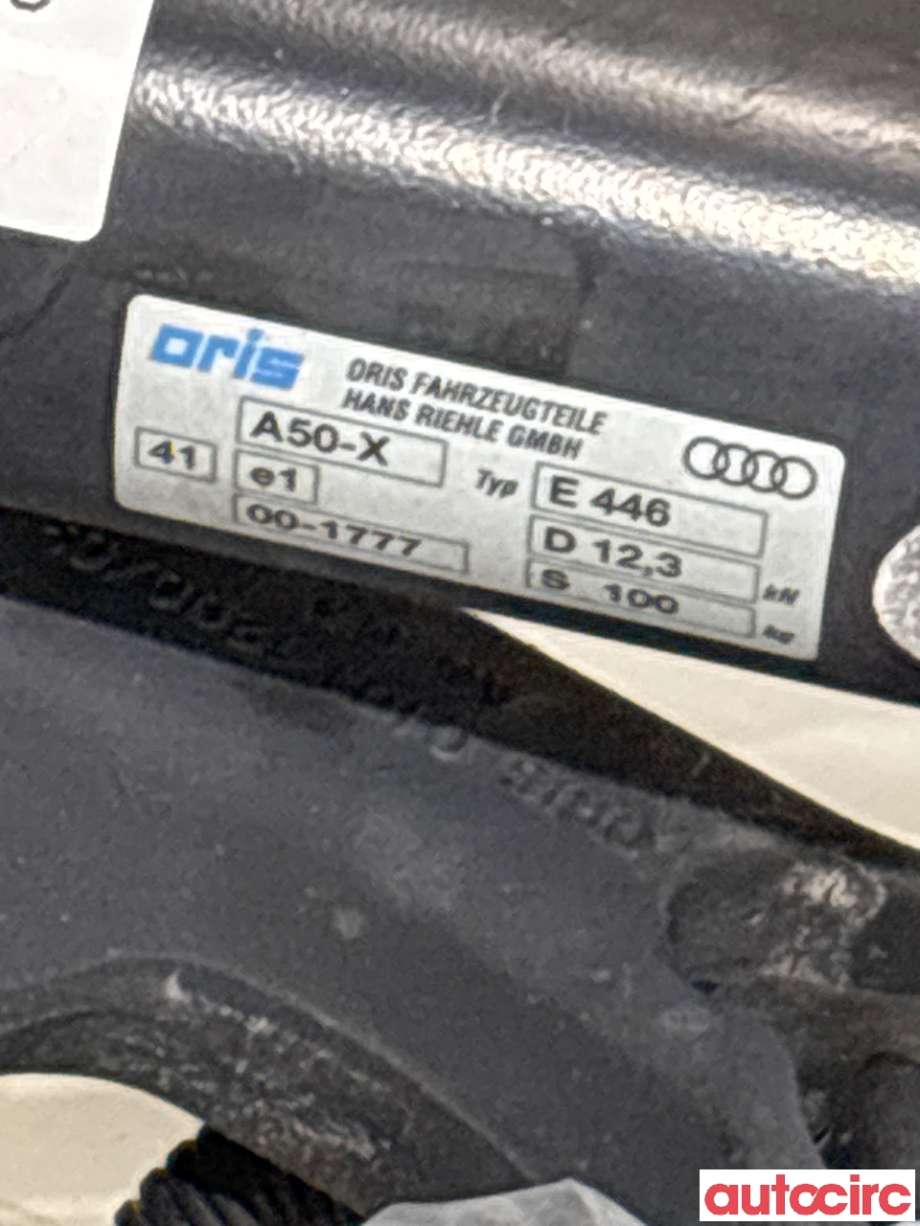 Hengerfeste til Audi Q5 2012-2017 (Type I, Fase 2)  (AUDI|8R0800495D|)
