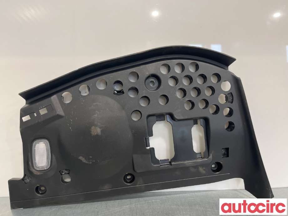 Diverse deler til Mercedes GLE 2015-2018 (Fase 2) (W166) (W166) (MERCEDES|A1666801608|)
