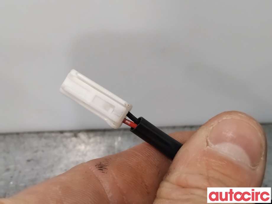 Diverse deler til Mitsubishi Outlander 2015-->> (Type III, Fase 2) (MITSUBISHI|5945A052|)