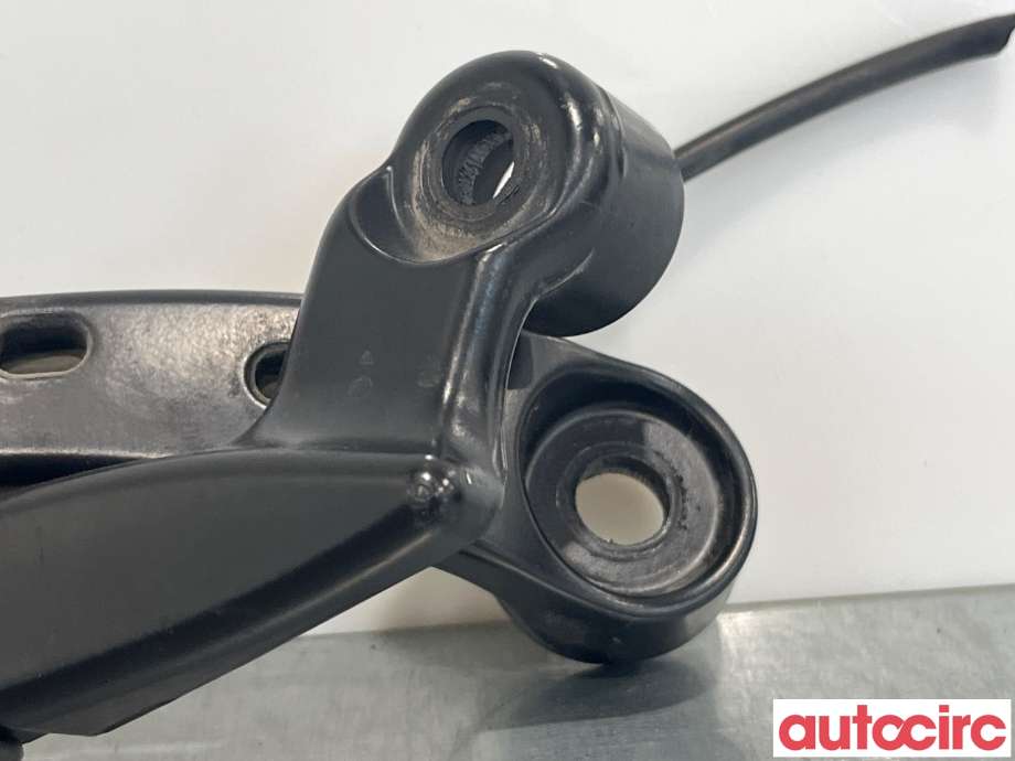 Viskerarmer frontrute til Peugeot iOn 2011-2020  (PEUGEOT|6429JS|)