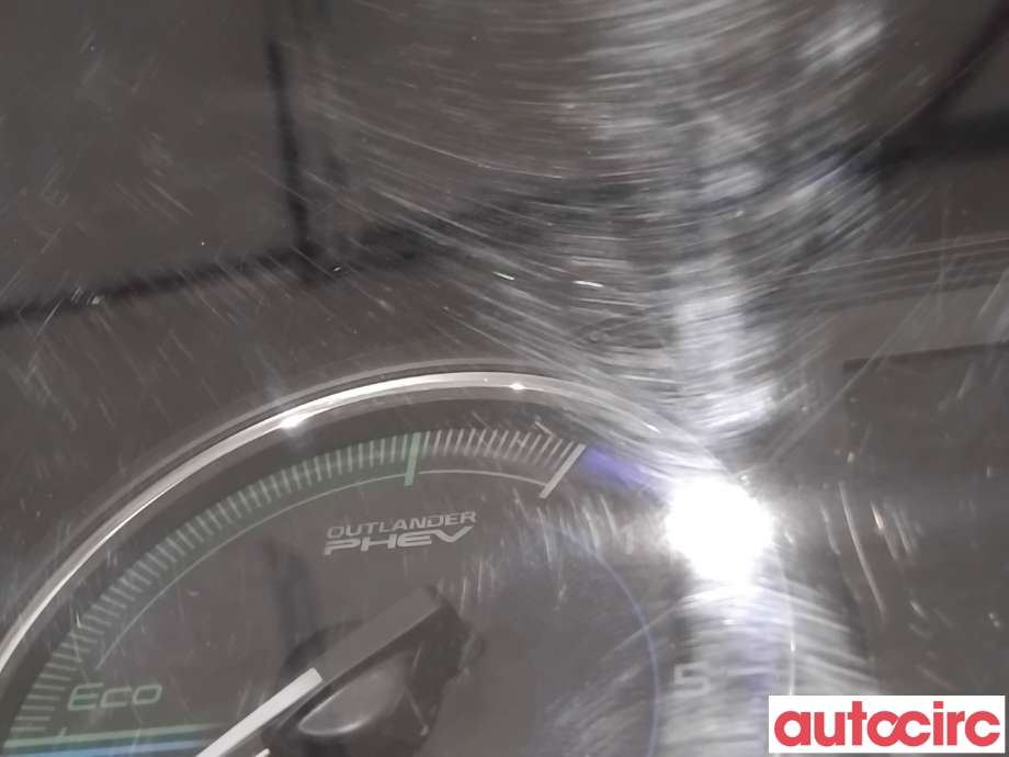Instrumentpanel til Mitsubishi Outlander 2015-->> (Type III, Fase 2) (MITSUBISHI|8100C839|MM0059-552)