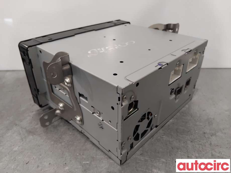 Bilstereo til Mitsubishi Outlander 2012-2015 (Type III, Fase 1)  (MITSUBISHI|8701A560|DY-5MW3R69-T-6)