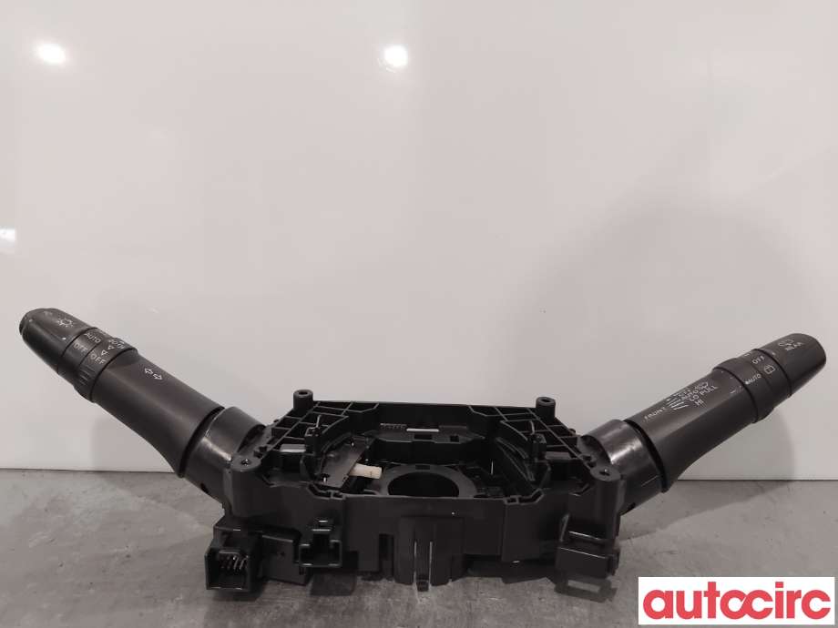 Bryter combi til Mitsubishi Outlander 2012-2015 (Type III, Fase 1)  (MITSUBISHI|8600A405||8617A013)