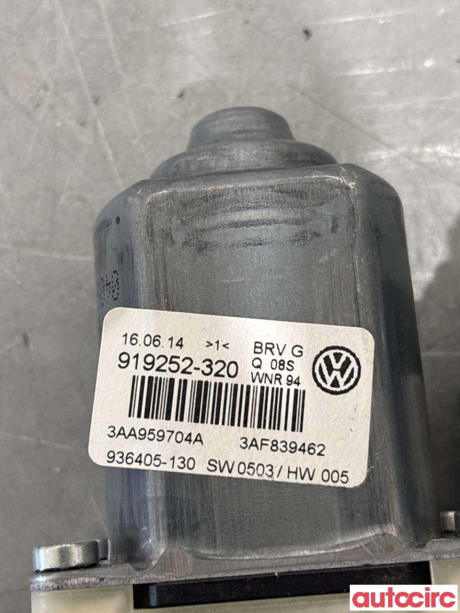 Ruteheis høyre bak til VW Passat 2011-2015 (B7) (B7) (VOLKSWAGEN|3AA959704B||3AA959704A)
