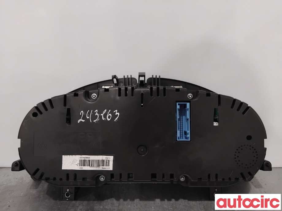 Instrumentpanel til VW Passat 2011-2015 (B7) (B7) (VOLKSWAGEN|3AA920870DX|A2C53238928|3AA920870D)