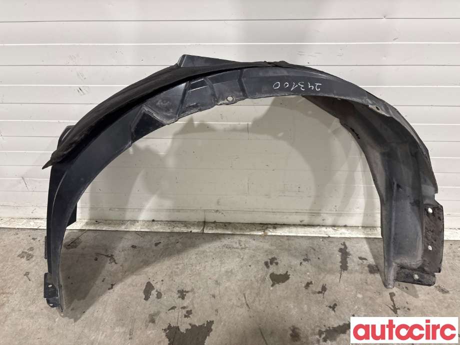 Skjerm locari venstre foran til Mitsubishi Outlander, 2012-2015 (Type III, Fase 1)  (MITSUBISHI|5370B651)