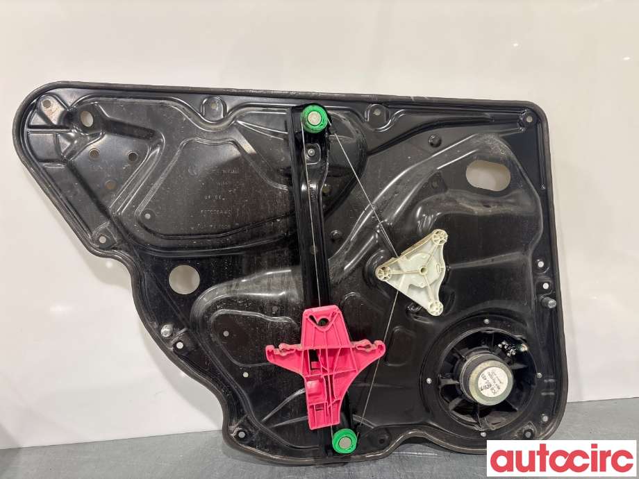 Ruteheis til VW Passat 2011-2015 (B7) (B7) (VOLKSWAGEN|3AA837462C||3AA839756)