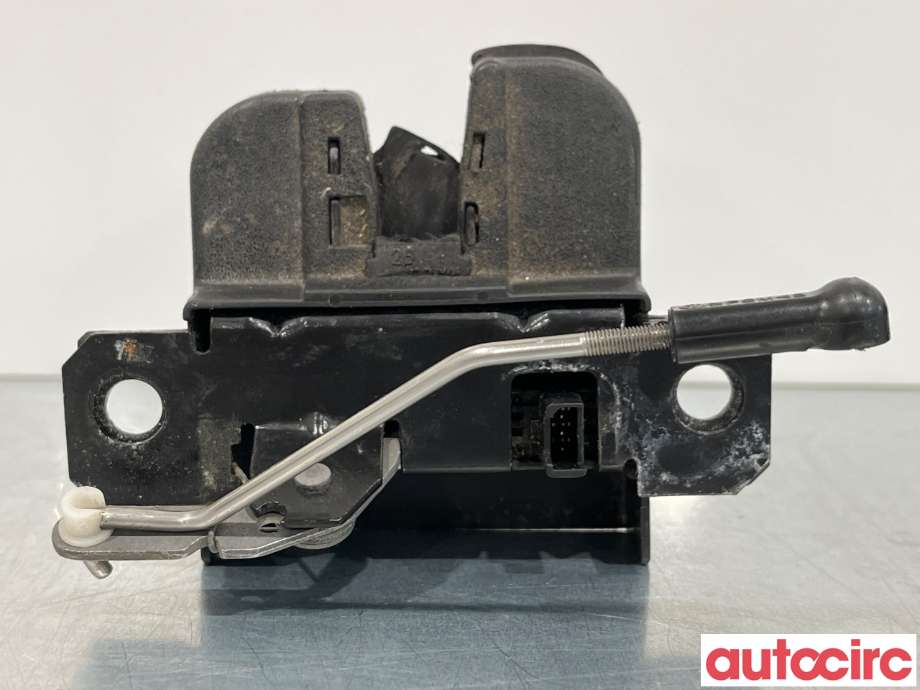Baklukelås til VW Caddy 2010-2015 (Type III, Fase 2)  (VOLKSWAGEN|2K0827505L||2K0827505J)