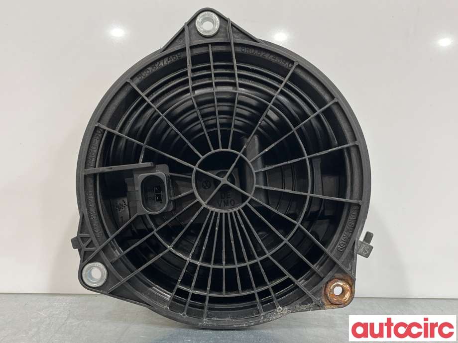Bakluke/bakdør håndtak til VW Golf VI 2008-2012  (VOLKSWAGEN|6R0827469D|6R0827469C)