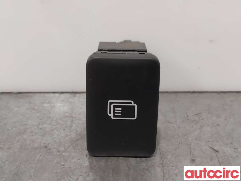 Bryter diverse til Mitsubishi Outlander, 2015-->> (Type III, Fase 2)  (MITSUBISHI|8610A218)