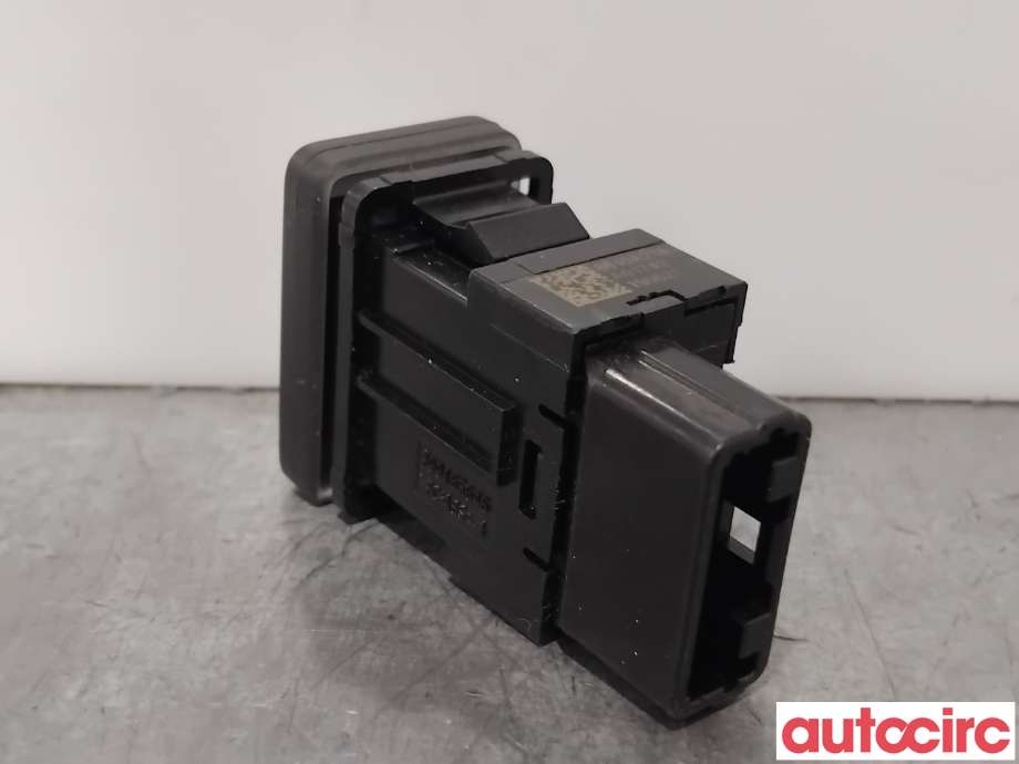Bryter diverse til Mitsubishi Outlander 2015-->> (Type III, Fase 2)  (MITSUBISHI|8610A218|)