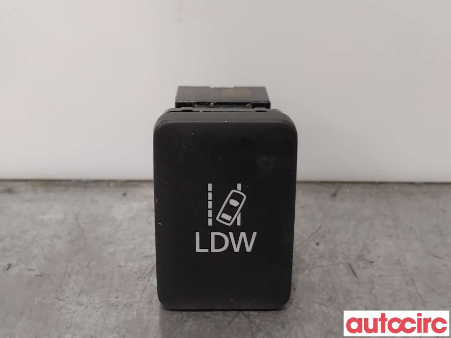 Bryter diverse til Mitsubishi Outlander, 2015-->> (Type III, Fase 2)  (MITSUBISHI|8610A217)