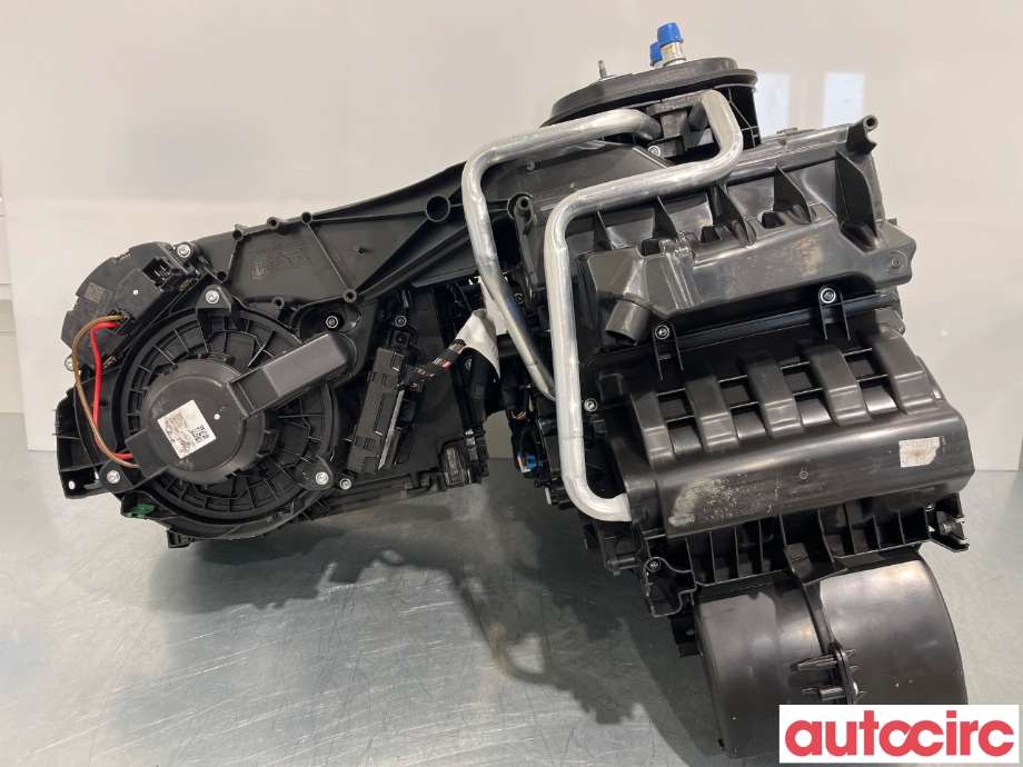 Varmeapparat til Volvo XC40 2018-2024  (VOLVO|32226841)