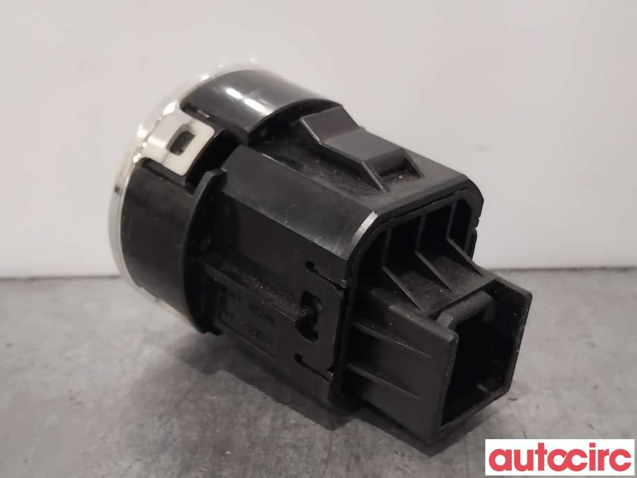 Bryter start/stopp til Mitsubishi Outlander 2015-->> (Type III, Fase 2)  (MITSUBISHI|8610A133|)