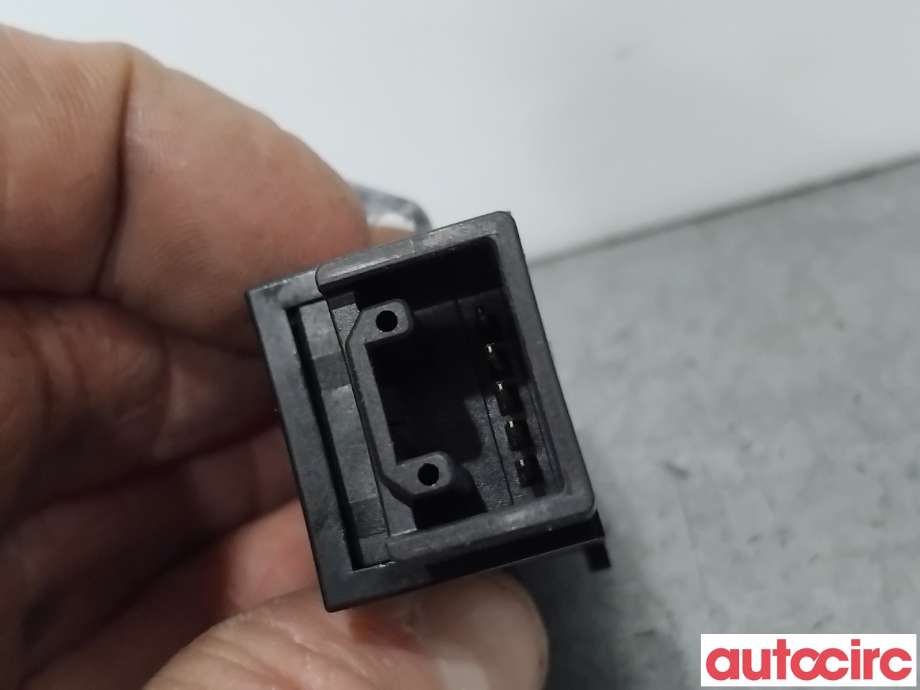 Bryter diverse til Mitsubishi Outlander 2015-->> (Type III, Fase 2)  (MITSUBISHI|8602A163|)