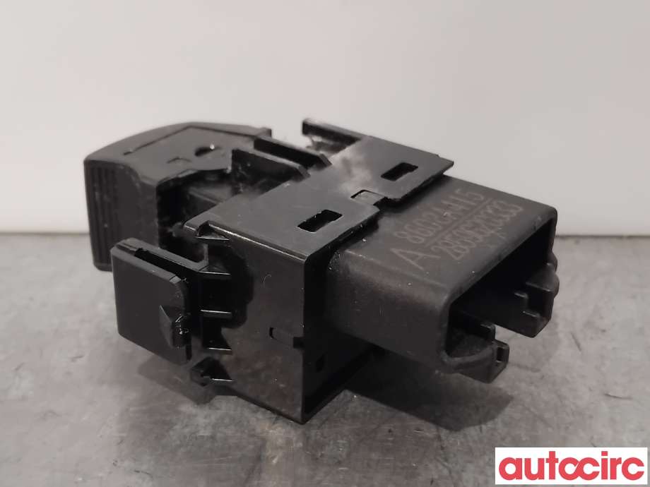 Bryter ruteheis til Mitsubishi Outlander 2015-->> (Type III, Fase 2)  (MITSUBISHI|8608A415|)