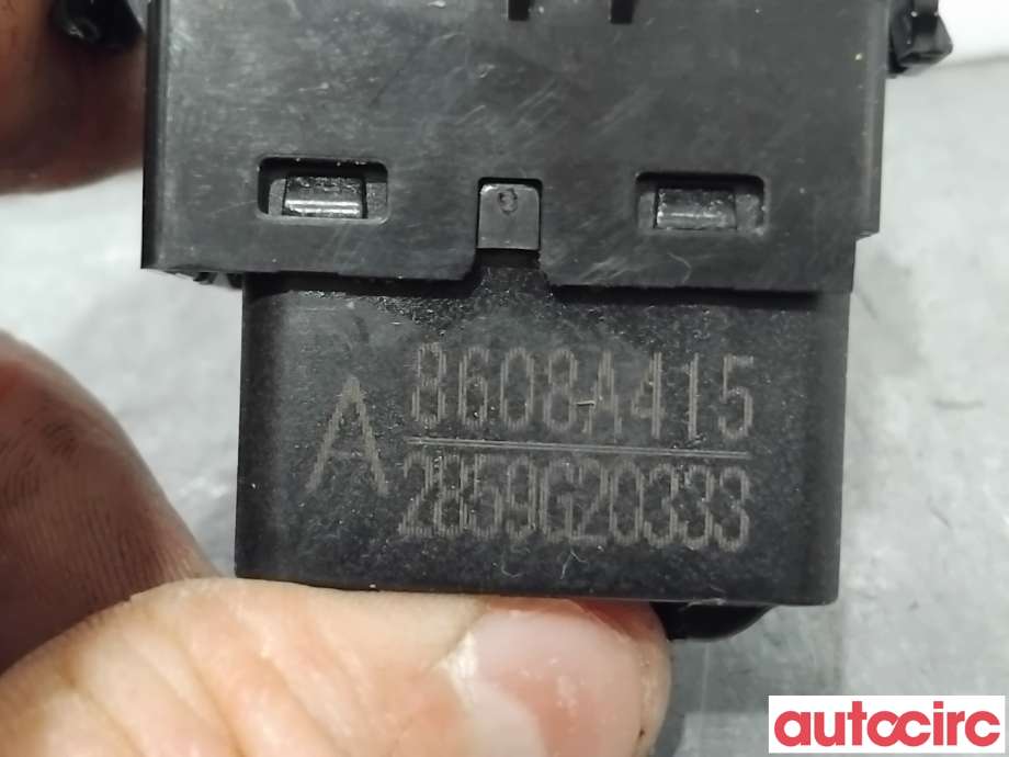 Bryter ruteheis til Mitsubishi Outlander 2015-->> (Type III, Fase 2)  (MITSUBISHI|8608A415|)