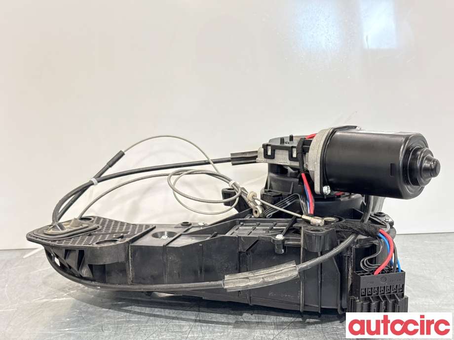 Diverse deler til Mercedes EQV 2020-->> (W447) (W447) (MERCEDES|A4477603400|)